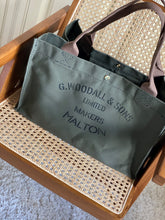 Load image into Gallery viewer, Vintage Beach Bag