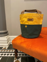 Load image into Gallery viewer, Traditional Bucket Tote