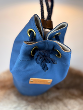 Load image into Gallery viewer, blue
